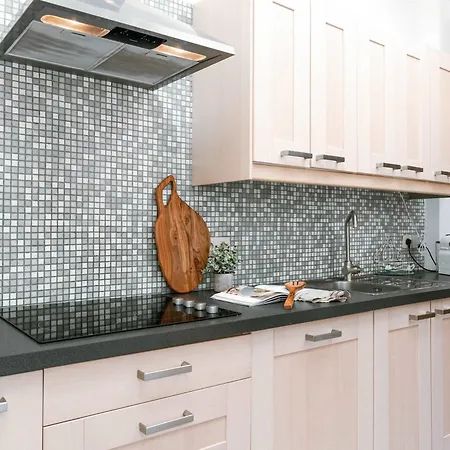 Huswell - Spacious With Terrace, Pets Are Welcome Appartamento Ostenda