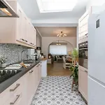 Casiola - Spacious With Terrace Apartment *