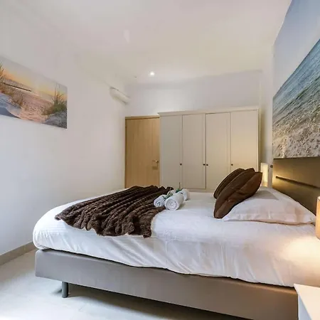 Casiola - Spacious With Terrace Appartement *