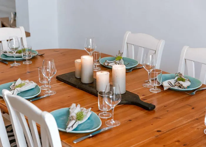 Huswell - Spacious With Terrace, Pets Are Welcome *